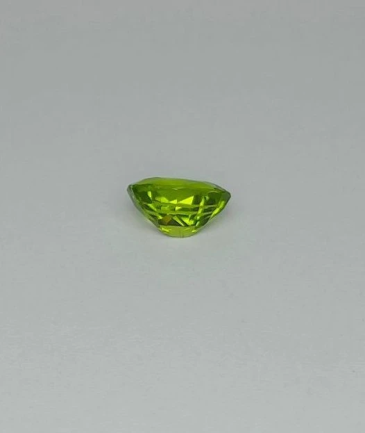 2.90ct Natural Peridot Oval cut Loose Gemstone From Pakistan — view 2